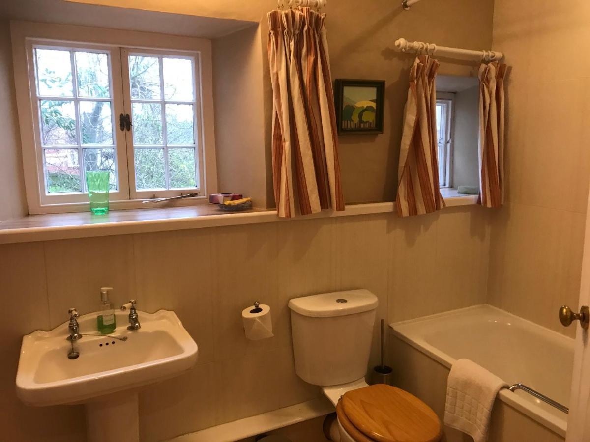 Catwell House Bed & Breakfast Williton Bagian luar foto