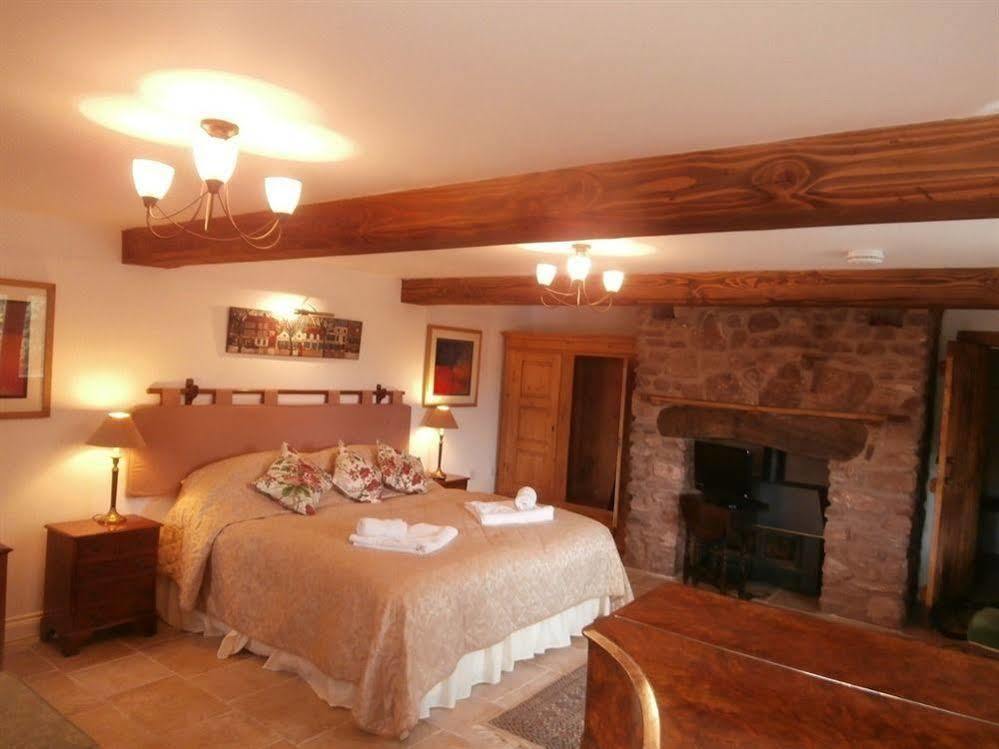 Catwell House Bed & Breakfast Williton Bagian luar foto