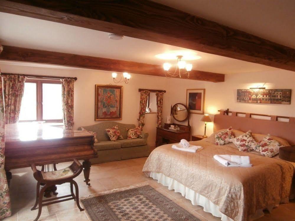Catwell House Bed & Breakfast Williton Bagian luar foto
