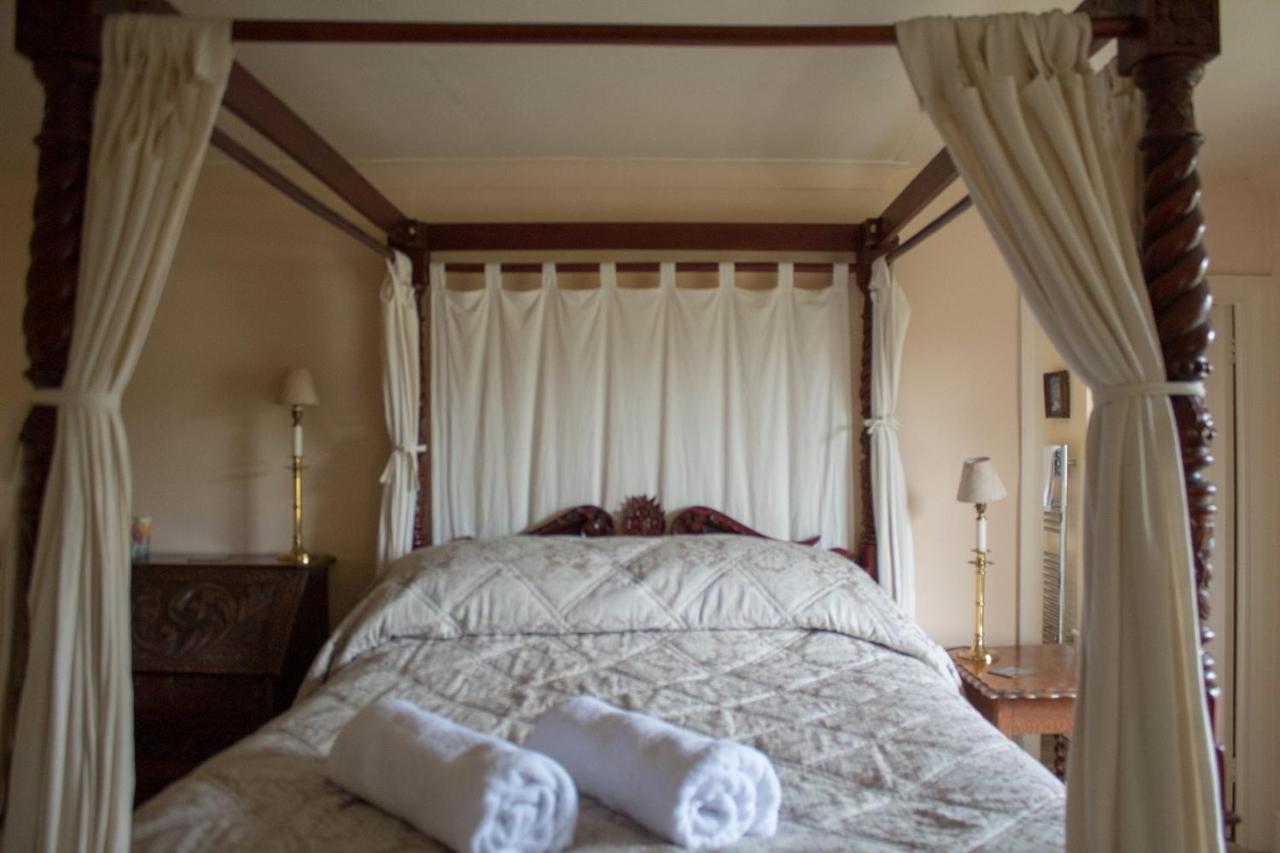 Catwell House Bed & Breakfast Williton Bagian luar foto